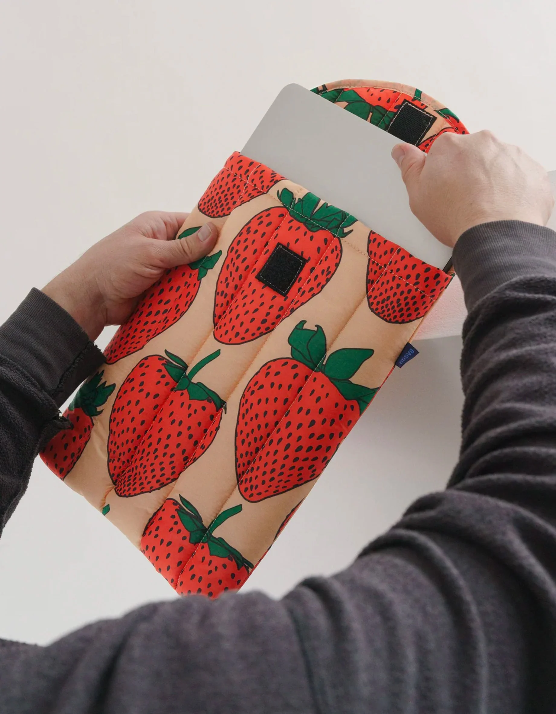 Puffy Laptop Sleeve 13Inch - Strawberry - Image 2